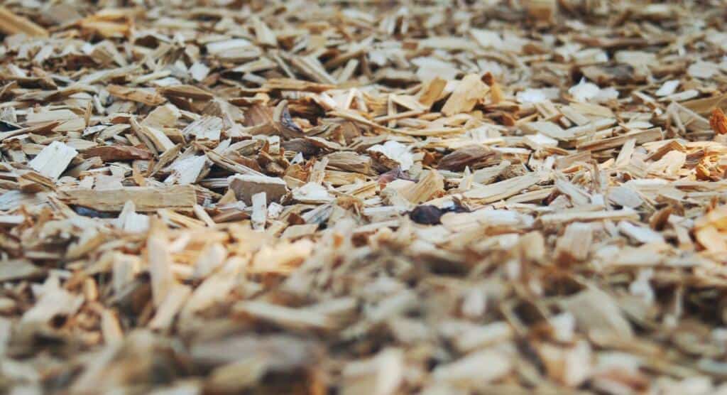 How to Lay Bark Chippings
